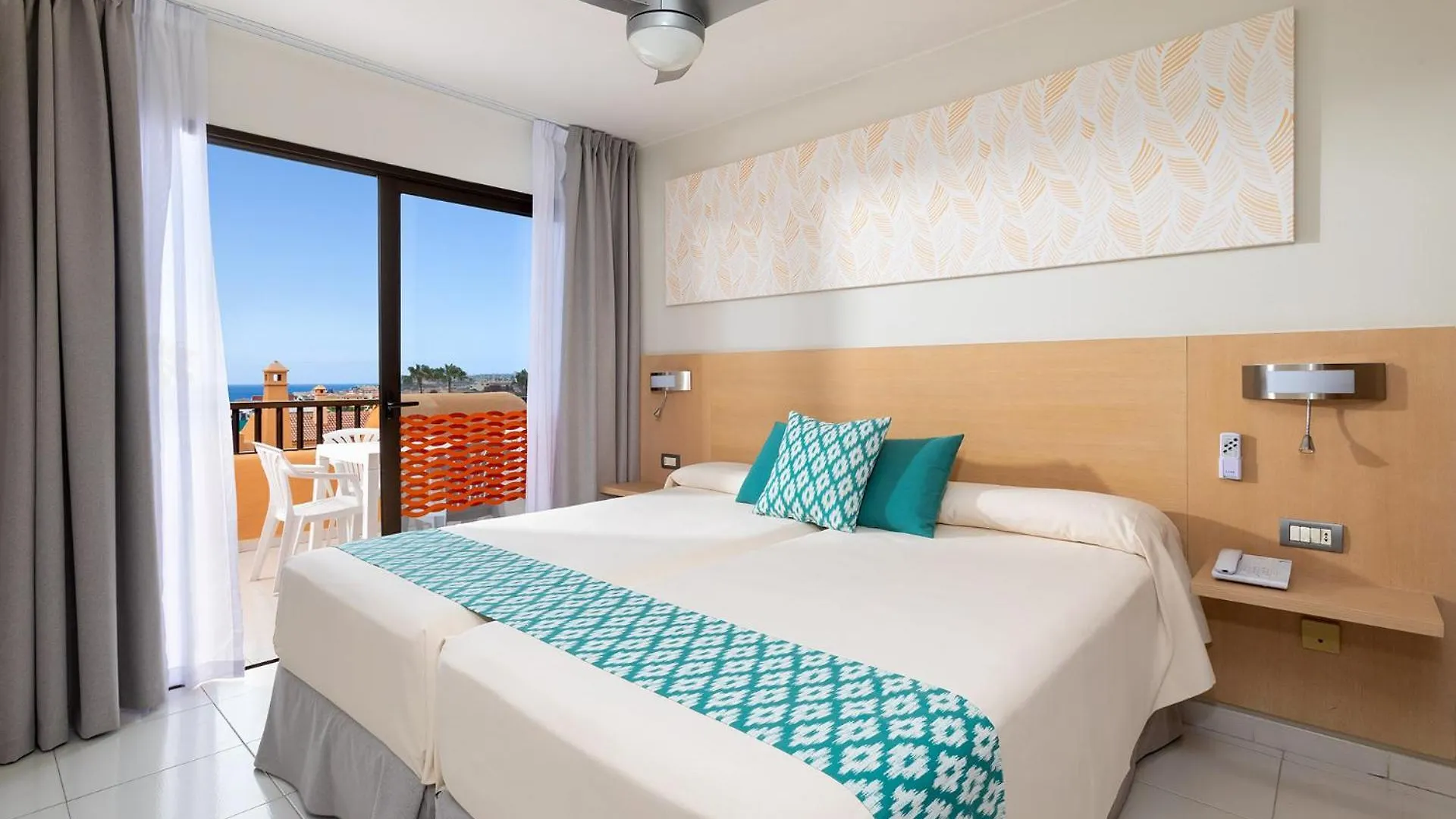Tagoro Family & Fun Costa Adeje Hotell