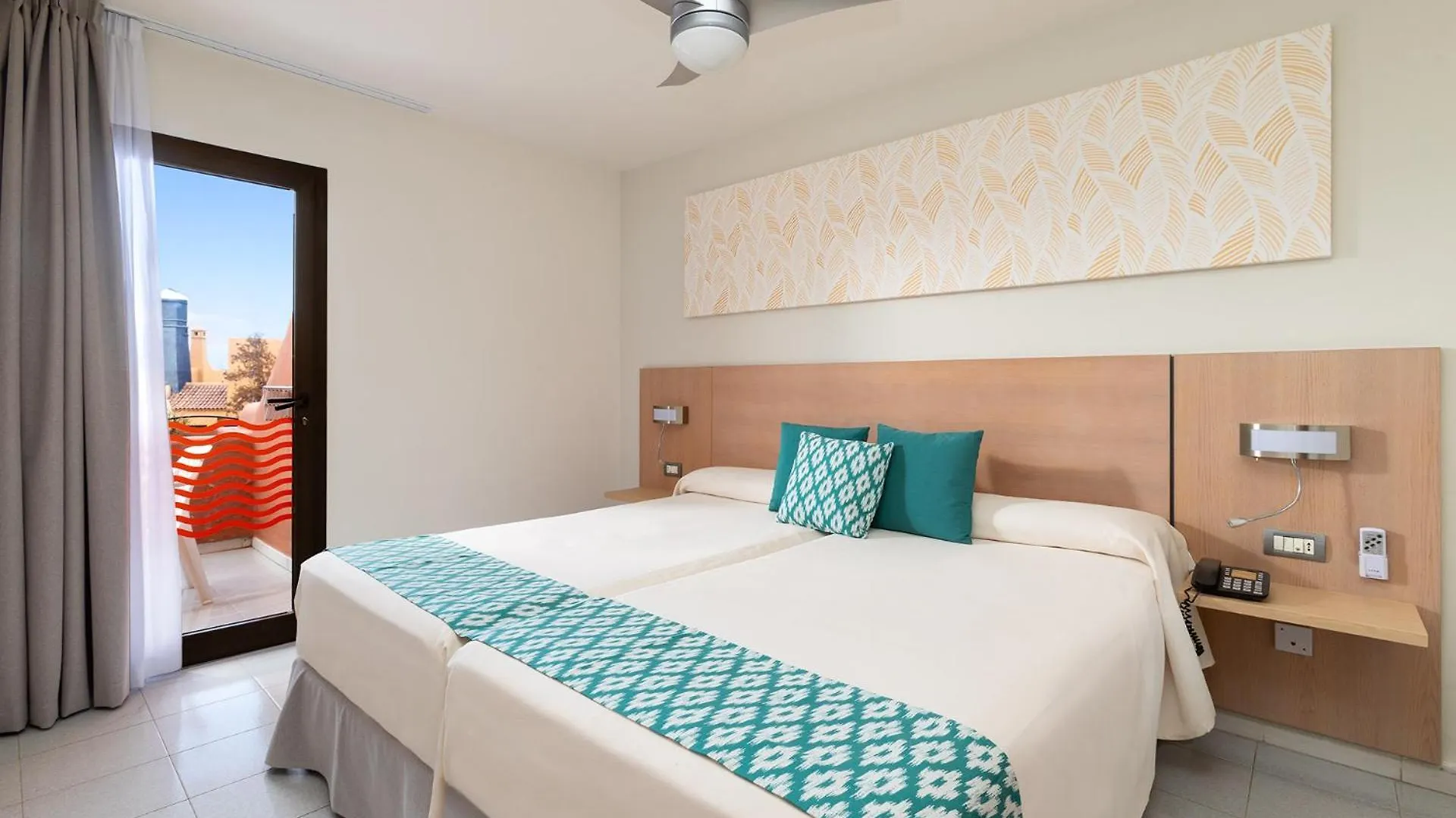 Tagoro Family & Fun Costa Adeje Hotell